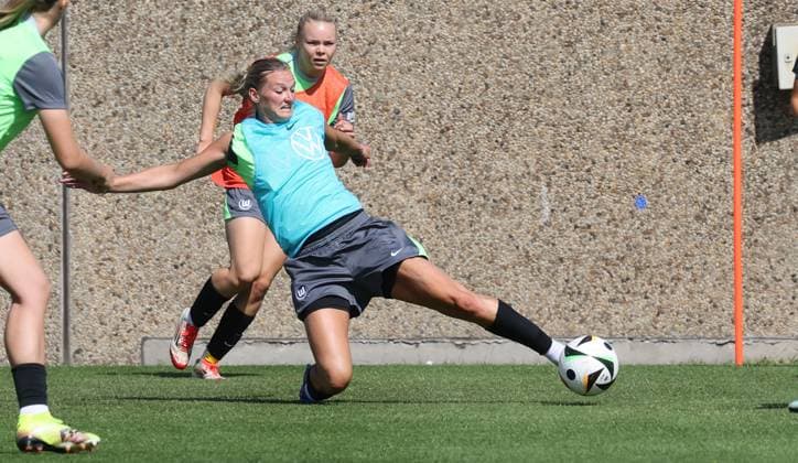 Training start VfL Wolfsburg Women Wolfsburg, 04 07 2025, Football, Women, Google Pixel Women Bundesliga, VfL Wolfsburg, Training start, Picture shows impressions from training Wolfsburg