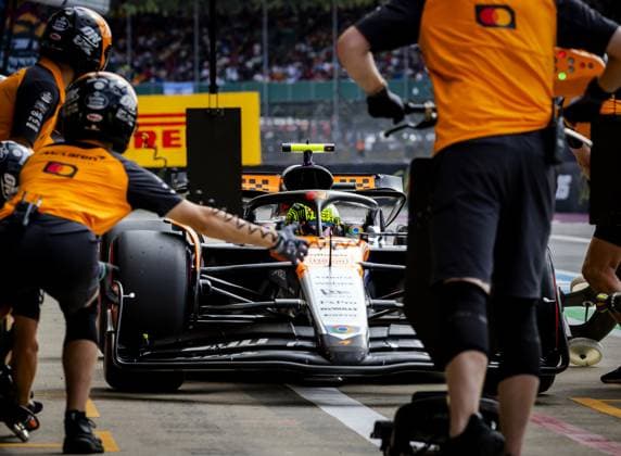 SILVERSTONE - Lando Norris (McLaren) during 2nd free practice at the Silverstone circuit ahead of the Great Britain Grand Prix. ANP SEM VAN DER WAL xVIxANPxSportx xxANPxIVx 530934981 originalFilename: 530934981.jpg