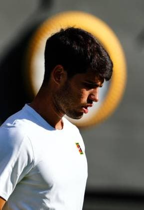 Carlos Alcaraz during his third round match Wimbledon Tennis Championships, Day 5, The All England Lawn Tennis and Croquet Club, London, UK - 04 Jul 2025London The All England Lawn Tennis and United Kingdom  Copyright: xJavierxGarcia Shutterstockx 15384469hk