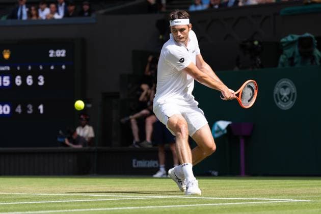 2025-07-04 Wimbledon 2025 LONDON, ENGLAND - JULY 4: Taylor Fritz of The USA during Wimbledon 2025 at All England Lawn Tennis & Croquet Club on July 4, 2025 in London, England. London All England Lawn Tennis & Croquet Club England Content not available for redistribution in The Netherlands directly or indirectly through any third parties. Copyright: xMarleenxFouchierx