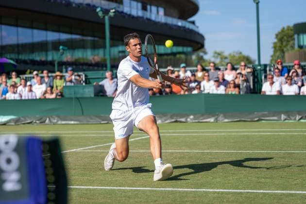 2025-07-04 Wimbledon 2025 LONDON, ENGLAND - JULY 4: Joshua Paris of Great Britain during Wimbledon 2025 at All England Lawn Tennis & Croquet Club on July 4, 2025 in London, England. London All England Lawn Tennis & Croquet Club England Content not available for redistribution in The Netherlands directly or indirectly through any third parties. Copyright: xMarleenxFouchierx