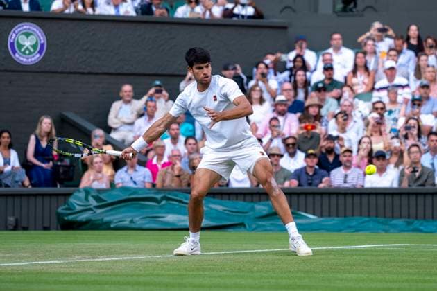 Carlos Alcaraz during his Wimbledon 2025 Men?s Singles third round tennis match against Jan-Lennard Struff at the All England Tennis Club in London, England (Richard Callis SPP) Copyright: xRichardxCallis SPPx spp-en-RiCa-SPP25_richiecallis_040725_18901