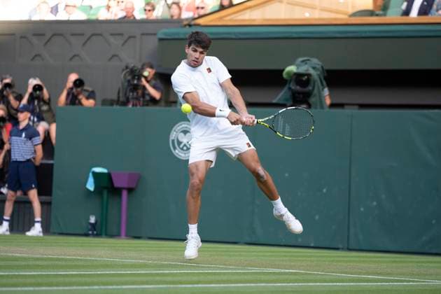 Carlos Alcaraz during his Wimbledon 2025 Men?s Singles third round tennis match against Jan-Lennard Struff at the All England Tennis Club in London, England (Richard Callis SPP) Copyright: xRichardxCallis SPPx spp-en-RiCa-SPP25_richiecallis_040725_18906