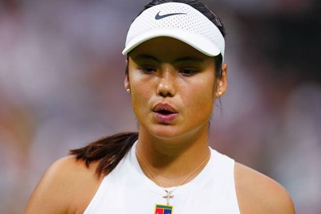 Emma Raducanu during her third round match Wimbledon Tennis Championships, Day 5, The All England Lawn Tennis and Croquet Club, London, UK - 04 Jul 2025London The All England Lawn Tennis and United Kingdom  Copyright: xJavierxGarcia Shutterstockx 15384469ka