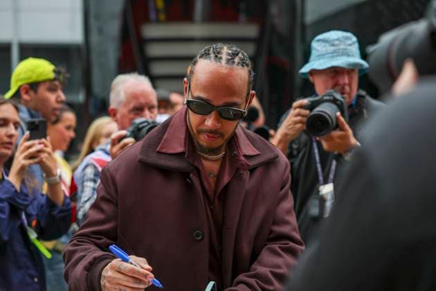 FORMULA 1 BRITISH GRAND PRIX 2025 Lewis Hamilton 44 (GBR), Scuderia Ferrari SF-25 arrives at the track during the FORMULA 1 QATAR AIRWAYS BRITISH GRAND PRIX 2025 at the Silverstone Circuit, Silverstone, England, United Kingdom on 5 July 2025 Credit: Eleanor Hoad Every Second Media Editorial use only. All images are copyright Every Second Media Limited. No images may be reproduced without prior permission. Copyright: xIMAGO EveryxSecondxMediax ESM-1518-0002 EleanorxHoadx xEveryxSecondxMediax