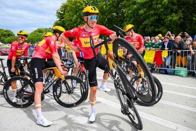 Tour de France 2025 Stage 1 LILLE METROPOLE, FRANCE - JULY 05 : Fredheim Stian (NOR) of Uno-X Mobility before the start of the race during stage 1 of the 112th edition of Tour de France an UCI World Tour 2.UWT cycling road race stage for Men Elite of 185 km with start in Lille Metropole and finish in Lille Metropole on July 5, 2025 in Lille Metropole, France, 05 07 2025 ( Motordriver Kenny Verfaillie - Lille Metropole France  Copyright: xVincentxKalutx