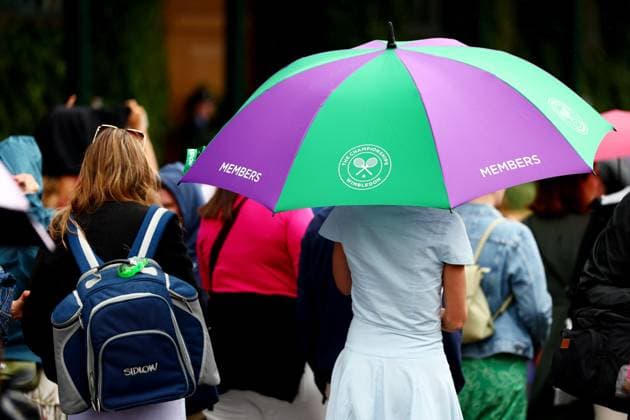 General views around the grounds as play is stopped due to rain. Wimbledon Tennis Championships, Day 6, The All England Lawn Tennis and Croquet Club, London, UK - 05 Jul 2025London The All England Lawn Tennis and United Kingdom  Copyright: xJamesxMarsh Shutterstockx 15385618b
