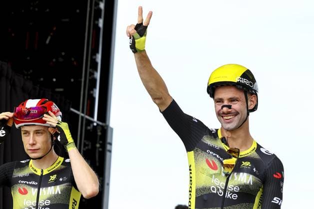 Danish Jonas Vingegaard Hansen of Team Visma-Lease a Bike and Belgian Victor Campenaerts of Team Visma-Lease a Bike pictured ahead of the first stage, Lille Metropole to Lille Metropole (185 km), of the 2025 Tour de France cycling race, in Lille, France, on Saturday 05 July 2025. The 112th edition of the Tour de France starts on Saturday 5 July in Lille, France, and will finish in Paris, France on the 27th of July. DAVIDxPINTENS  x128474445x