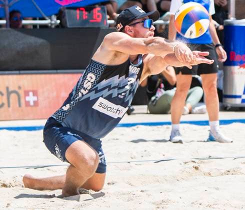 July 5, 2025, Gstaad, Bern, Switzerland: Gstaad Switzerland, 07 05 2025: ANDERS BERMSTEN MOL of Norway return during Swatch Beach Pro Gstaad 2025, Swatch Beach Pro Gstaad 2025 took place in the famous ski resort and which organizes events like the EFG Swiss Open Gstaad ATP, Tennis Herren 250 and the Polo Gold Club Gstaad 2024 and took place at Roy Emerson Arena in Gstaad. Gstaad Switzerland - ZUMAd206 20250705_zip_d206_033 Copyright: xEricxDubostx