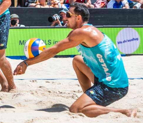July 5, 2025, Gstaad, Bern, Switzerland: Gstaad Switzerland, 07 05 2025: ANDRE LOYOLA STEIN of Brazil return during Swatch Beach Pro Gstaad 2025, Swatch Beach Pro Gstaad 2025 took place in the famous ski resort and which organizes events like the EFG Swiss Open Gstaad ATP, Tennis Herren 250 and the Polo Gold Club Gstaad 2024 and took place at Roy Emerson Arena in Gstaad. Gstaad Switzerland - ZUMAd206 20250705_zip_d206_034 Copyright: xEricxDubostx