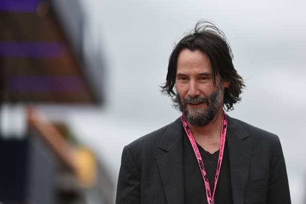 F1 British Grand Prix 2024 Practice 3 Keanu Reeves before third practice ahead of the Formula 1 British Grand Prix at Silverstone Circuit in Northampton, Great Britain on July 5, 2024. Northampton United Kingdom  Copyright: xJakubxPorzyckix originalFilename:porzycki-f1britis250705_np0pH.jpg