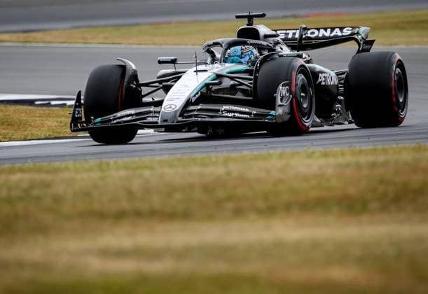 SILVERSTONE - George Russell (Mercedes) during 3rd free practice at the Silverstone circuit ahead of the Great Britain Grand Prix. ANP SEM VAN DER WAL xVIxANPxSportx xxANPxIVx 530978024 originalFilename: 530978024.jpg