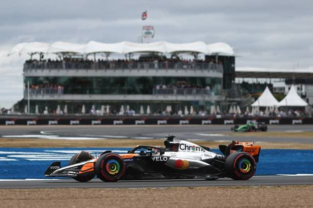 F1 British Grand Prix 2025 Practice 3 Oscar Piastri of McLaren during third practice ahead of the Formula 1 British Grand Prix at Silverstone Circuit in Northampton, Great Britain on July 5, 2025. Northampton United Kingdom  Copyright: xJakubxPorzyckix originalFilename:porzycki-f1britis250705_npJ0r.jpg