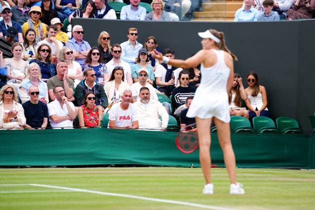 Davide Sanguinetti, the coach of Elena Rybakina during her third round match Wimbledon Tennis Championships, Day 6, The All England Lawn Tennis and Croquet Club, London, UK - 05 Jul 2025London The All England Lawn Tennis and United Kingdom  Copyright: xJavierxGarcia Shutterstockx 15385616w