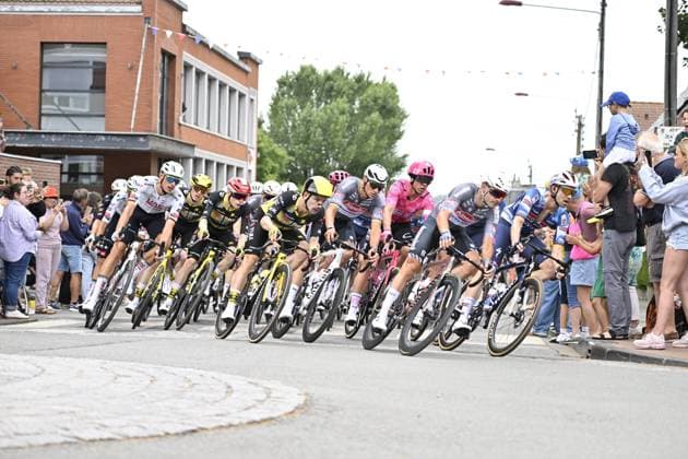 Tour de France 2025 Stage 1 LILLE METROPOLE, FRANCE - JULY 05 : Campenaerts Victor (BEL) of Team Visma - Lease a Bike, Van Der Poel Mathieu (NED) of Alpecin - Deceuninck, Politt Nils (GER) of UAE Team Emirates - XRG in action during stage 1 of the 112th edition of Tour de France an UCI World Tour 2.UWT cycling road race stage for Men Elite of 185 km with start in Lille Metropole and finish in Lille Metropole on July 5, 2025 in Lille Metropole, France, 05 07 2025 ( Motordriver Kenny Verfaillie - Lille Metropole France  Copyright: xJanxDexMeuleneirx