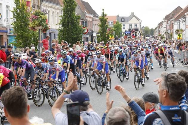TOUR DE FRANCE 2025 PHOTOPQR VOIX DU NORD Marc Demeure ; 05 07 2025 ; Steenvoorde le 05 07 2025. passage du peloton. Photo MARC DEMEURE La Voix du Nord.- French cycling race Tour de France 2024 takes place in july 2025 1 France  Copyright: xPHOTOPQR VOIXxDUxNORD MAXPPPxMarcxDemeurex 20250705VDN9741 20250705VDN9741