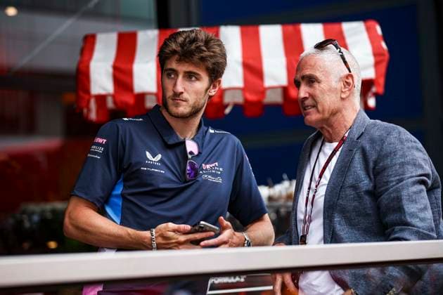 F1 - BRITISH GRAND PRIX 2025 DOOHAN Jack (aus), Alpine F1 Team Reserve Driver, portrait with his father DOOHAN Mick during the Formula 1 Qatar Airways British Grand Prix 2025, 12th round of the 2025 FIA Formula One World Championship, WM, Weltmeisterschaft from July 4 to 6, 2025 on the Silverstone Circuit, in Silverstone, United Kingdom - SilverstoneUnited Kingdom  Copyright: xEricxAlonsox