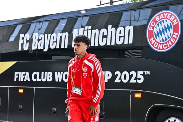 FIFA Club World Cup Paris Saint Germain FC Bayern Munich 05 07 2025 In the picture Adam AZNOU FC Bayern Muenchen 49 at the team arrival before the match Single photo cropped FIFA Club World Cup Paris Saint Germain FC Bayern Muenchen, Mercedes Benz Stadium on 05 07 2025 NOT FOR SALE IN USA Copyright: xBEAUTIFULxSPORTS Goldbergx