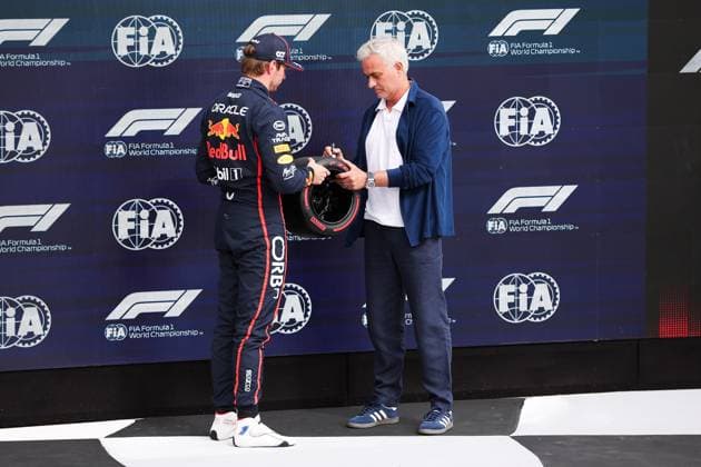 F1 - BRITISH GRAND PRIX 2025 VERSTAPPEN Max (ned), Red Bull Racing RB21, portrait and Jose Mourinho during the Formula 1 Qatar Airways British Grand Prix 2025, 12th round of the 2025 FIA Formula One World Championship, WM, Weltmeisterschaft from July 4 to 6, 2025 on the Silverstone Circuit, in Silverstone, United Kingdom - SilverstoneUnited Kingdom  Copyright: xEricxAlonsox