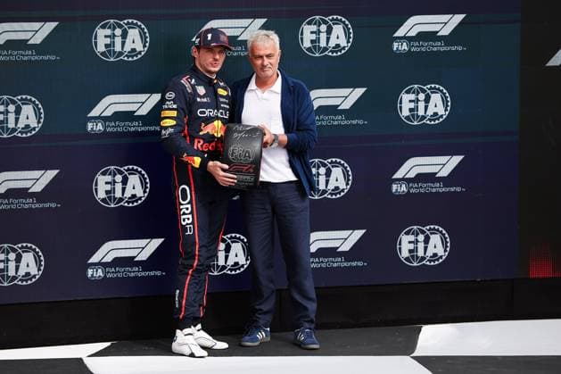 F1 - BRITISH GRAND PRIX 2025 VERSTAPPEN Max (ned), Red Bull Racing RB21, portrait and Jose Mourinho during the Formula 1 Qatar Airways British Grand Prix 2025, 12th round of the 2025 FIA Formula One World Championship, WM, Weltmeisterschaft from July 4 to 6, 2025 on the Silverstone Circuit, in Silverstone, United Kingdom - SilverstoneUnited Kingdom  Copyright: xEricxAlonsox