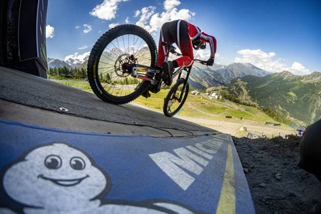 Whoop Downhill Worldcup La Thuile DICKSON Jacob MS RACINGat Whoop Downhill Worldcup La Thuile, 05 07 2025,in La Thuile,ITA Photo Sebastian Sternemann