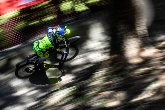 Whoop Downhill Worldcup La Thuile HRASTNIK Monika AON RACING TOURNE CAMPERVANSat Whoop Downhill Worldcup La Thuile, 05 07 2025,in La Thuile,ITA Photo Sebastian Sternemann