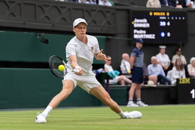 2025-07-05 Wimbledon 2025 LONDON, ENGLAND - JULY 5: Jannik Sinner of Italy during Wimbledon 2025 at All England Lawn Tennis & Croquet Club on July 5, 2025 in London, England. London All England Lawn Tennis & Croquet Club England Content not available for redistribution in The Netherlands directly or indirectly through any third parties. Copyright: xMarleenxFouchierx