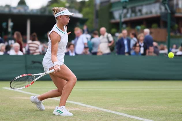 Belgian Jeline Vandromme pictured in action during a tennis match against Spanish Torner-Sensano, in the first round of the girls singles at the 2025 Wimbledon grand slam tournament, Saturday 05 July 2025 at the All England Tennis Club, in South-West London, Britain. BENOITxDOPPAGNE  x128491484x