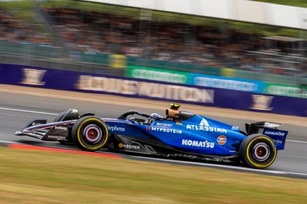 5th July 2025; Silverstone Circuit, Northamptonshire, England; Formula 1 2025 Qatar Airways British F1 Grand Prix; Qualifying Day; Atlassian Williams Racing driver Carlos Sainz Jr in his Williams-Mercedes FW47 Mercedes-AMG F1 M16 during free practice 3  ActionPlus12809802 TimxWilliams