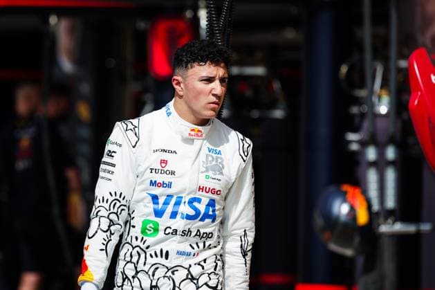 F1 - BRITISH GRAND PRIX 2025 HADJAR Isack (fra), Visa Cash App RB F1 Team VCARB02, portrait during the Formula 1 Qatar Airways British Grand Prix 2025, 12th round of the 2025 FIA Formula One World Championship, WM, Weltmeisterschaft from July 4 to 6, 2025 on the Silverstone Circuit, in Silverstone, United Kingdom - SilverstoneUnited Kingdom  Copyright: xANTONINxVINCENTx
