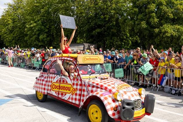 TOUR DE FRANCE 2025 PHOTOPQR VOIX DU NORD PASCAL BONNIERE ; 05 07 2025 ; CASSEL 05.07.2025 grand depart de Lille pour le tour de France 2025 depuis l esplanade , caravane du tour . Photo Pascal Bonniere La voix Du Nord COCHONOU- French cycling race Tour de France 2024 takes place in july 2025 HAUTS DE FRANCE France  Copyright: xPHOTOPQR VOIXxDUxNORD MAXPPPxPASCALxBONNIEREx 20250705VDN0383 20250705VDN0383