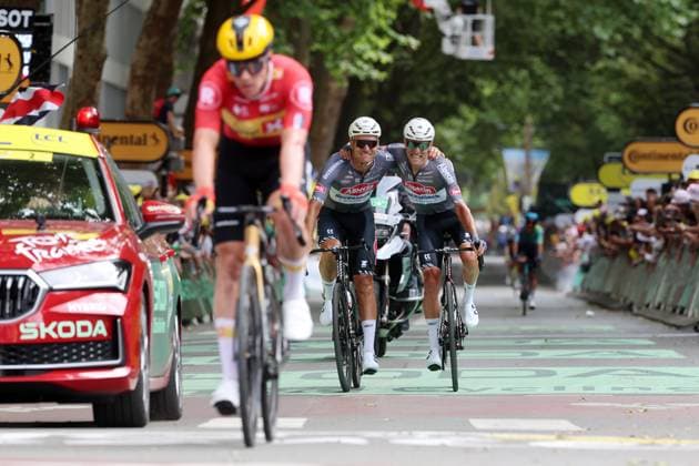 TOUR DE FRANCE 2025 PHOTOPQR VOIX DU NORD STEPHANE MORTAGNE ; 05 07 2025 ; LILLE, 05.07.2025 Cyclisme, velo, Tour de France, Arrivée de la 1ere etape du Tour de France entre Lille et Lille Victoire au sprint de Jasper Philipsen qui prend dans la foulle le maillot jaune PHOTO STEPHANE MORTAGNE LA VOIX DU NORD- French cycling race Tour de France 2024 takes place in july 2025 Hauts de France France  Copyright: xPHOTOPQR VOIXxDUxNORD MAXPPPxSTEPHANExMORTAGNEx 20250705VDN0515 20250705VDN0515