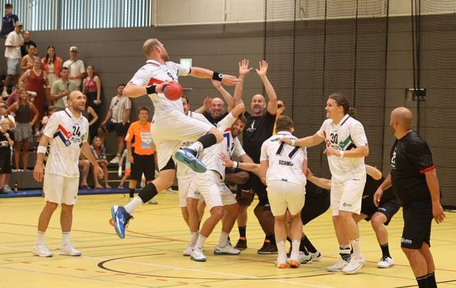 05 07 25 Farewell match Manuel Späth Germany, Ostfildern, 05 07 2025, Handball, Farewell match Manuel Späth Manuel Späth throwing a goal