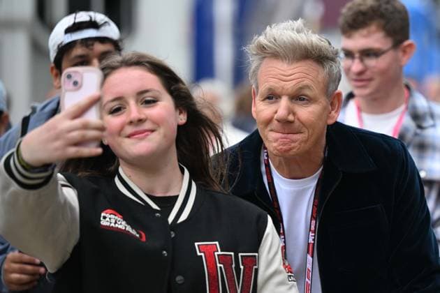 Ahead of F1 Grand Prix of Great Britain NORTHAMPTON, UNITED KINGDOM - JULY 5: British celebrity chef Gordon Ramsay poses for a selfie as he arrives to watch the practice session ahead of the F1 British Grand Prix at Silverstone Circuit in Northampton, United Kingdom, on July 5, 2025. Rasid Necati Aslim Anadolu Northampton United Kingdom. Editorial use only. Please get in touch for any other usage.  Copyright: x2025xAnadoluxRasidxNecatixAslimx