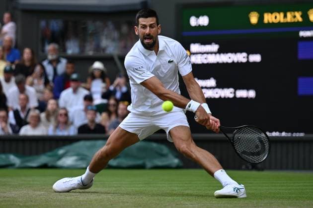 Day Six: The Championships - Wimbledon 2025 LONDON, ENGLAND - JULY 05: Novak Djokovic of Serbia in action against Miomir Kecmanovic of Serbia during the Gentlemen s Singles third round match on day six of The Championships Wimbledon 2025 at All England Lawn Tennis and Croquet Club on July 05, 2025 in London, England. London All England Lawn Tennis and Croq England United Kingdom Copyright: xVisionhausx 776301258