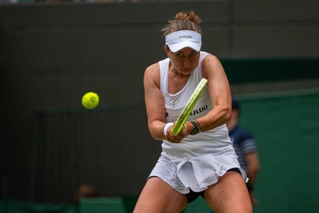 Tennis - Wimbledon Championship 2025 - Day 6 LONDON, ENGLAND - Saturday, July 5, 2025: Barbora Krejcikova (CZE) during the Ladies Singles 3rd Round on Day Six of The Championships Wimbledon 2025 at the All England Lawn Tennis and Croquet Club. (Photo by Kirsten Holst Propaganda) LONDON All England Lawn Tennis and Croquet Club GREATER LONDON ENGLAND  Copyright: xKirstenxHolstx 2025-07-05-064-Wimbledon_2025_Day_6