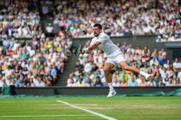Tennis - Wimbledon Championship 2025 - Day 6 LONDON, ENGLAND - Saturday, July 5, 2025: Novak Djokovic (SRB) during the Gentlemen s Singles 3rd Round on Day Six of The Championships Wimbledon 2025 at the All England Lawn Tennis and Croquet Club. (Photo by Kirsten Holst Propaganda) LONDON All England Lawn Tennis and Croquet Club GREATER LONDON ENGLAND  Copyright: xKirstenxHolstx 2025-07-05-093-Wimbledon_2025_Day_6