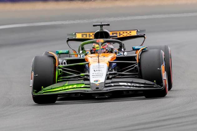 NORTHAMPTONSHIRE, ENG - JULY 05: Oscar Piastri of Australia and Team McLaren (81) during the FP3 session at the F1 Grand Prix of Great Britain on July 05, 2025 at Silverstone Circuit in Northampton, England. (Photo by Bob Kupbens Icon Sportswire) AUTO: JUL 05 F1 British Grand Prix EDITORIAL USE ONLY Icon250705084