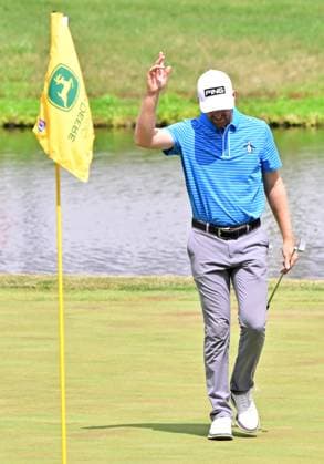 SILVIS, IL - JUL 05: Golfer Brian Campbell reacts after sinking a long putt on the 18 green during the third round of the John Deere PGA, Golf Herren Golf Classic on July 05, 2025, at TPC Deere Run in Silvis,IL. (Photo by Keith Gillett Icon Sportswire) GOLF: JUL 05 PGA John Deere Classic EDITORIAL USE ONLY Icon25070580