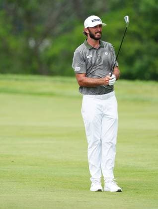 SILVIS, IL - JULY 05: PGA, Golf Herren golfer Max Homa plays a shot on the 15th hole during the John Deere Classic on July 5, 2025, at TPC Deere Run in Silvis, Illinois. (Photo by Brian Spurlock Icon Sportswire) GOLF: JUL 05 PGA John Deere Classic EDITORIAL USE ONLY Icon25070559