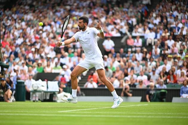 2025 Wimbledon Championships - Day 6 Novak Djokovic (SRB) during his third round match at the 2025 Wimbledon Championships at the AELTC in London, GREAT BRITAIN, on July 5, 2025. Photo by Corinne Dubreuil ABACAPRESS.COM London United Kingdom  Copyright: xDubreuilxCorinne ABACAx