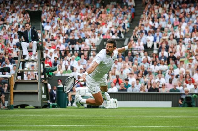 Miomir Kecmanovic v Novak Djokovic Wimbledon Championships 2025 Day 6, Gentlemens’ Singles - Third Round Centre Court Miomir Kecmanovic v Novak Djokovic Novak Djokovic in action. 05.07.2025  Copyright: xBradleyxOrmesher ThexTimesx NINTCHDBPICT001007833791