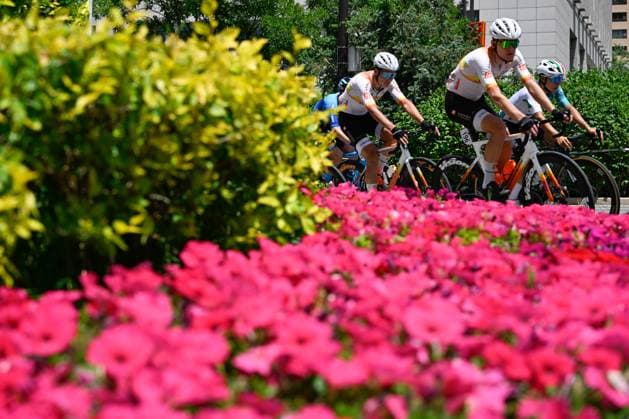 (250706) -- XINING, July 6, 2025 -- Cyclists compete during Stage 1 of the Tour of Magnificent Qinghai international Road cycling, Rad, Radsport, Strasse race in Xining, northwest China s Qinghai Province, July 6, 2025. ) (SP)CHINA-QINGHAI-XINING-CYCLING-TOUR OF MAGNIFICENT QINGHAI (CN) ZhangxLong 