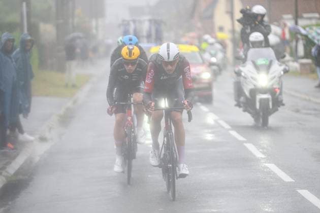 Tour de France 2025 Stage 2 BOULOGNE-SUR-MER, FRANCE - JULY 06 : Illustration picture of the escape pack with Armirail Bruno (FRA) of Decathlon AG2R La Mondiale Team, Fedorov Yevgeniy (KAZ) of XDS Astana Team, Van Moer Brent (BEL) of Lotto, Leknessund Andreas (NOR) of Uno-X Mobility during stage 2 of the 112th edition of Tour de France an UCI World Tour 2.UWT cycling road race stage for Men Elite of 212 km with start in Lauwin-Planque and finish in Boulogne-sur-Mer on July 6, 2025 in Boulogne-sur-Mer, France, 06 07 2025 ( Motordriver Kenny Verfaillie - Boulogne-sur-Mer France  Copyright: xJanxDexMeuleneirx
