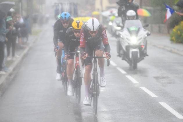 Tour de France 2025 Stage 2 BOULOGNE-SUR-MER, FRANCE - JULY 06 : Illustration picture of the escape pack with Armirail Bruno (FRA) of Decathlon AG2R La Mondiale Team, Fedorov Yevgeniy (KAZ) of XDS Astana Team, Van Moer Brent (BEL) of Lotto, Leknessund Andreas (NOR) of Uno-X Mobility during stage 2 of the 112th edition of Tour de France an UCI World Tour 2.UWT cycling road race stage for Men Elite of 212 km with start in Lauwin-Planque and finish in Boulogne-sur-Mer on July 6, 2025 in Boulogne-sur-Mer, France, 06 07 2025 ( Motordriver Kenny Verfaillie - Boulogne-sur-Mer France  Copyright: xJanxDexMeuleneirx