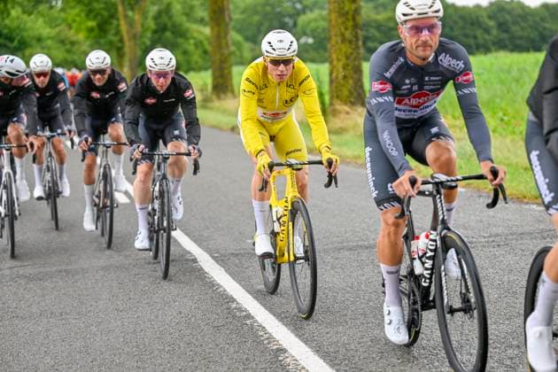 Tour de France 2025 Stage 2 BOULOGNE-SUR-MER, FRANCE - JULY 06 : Philipsen Jasper (BEL) of Alpecin-Deceuninck in the peloton during stage 2 of the 112th edition of Tour de France an UCI World Tour 2.UWT cycling road race stage for Men Elite of 212 km with start in Lauwin-Planque and finish in Boulogne-sur-Mer on July 6, 2025 in Boulogne-sur-Mer, France, 06 07 2025 ( Motordriver Kenny Verfaillie - Boulogne-sur-Mer France  Copyright: xJanxDexMeuleneirx