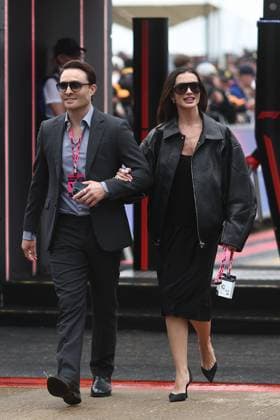 F1 British Grand Prix 2025 Ed Westwick and Amy Jackson ahead of the Formula 1 British Grand Prix at Silverstone Circuit in Northampton, Great Britain on July 6, 2025. Northampton United Kingdom  Copyright: xJakubxPorzyckix originalFilename:porzycki-f1britis250706_npFOD.jpg