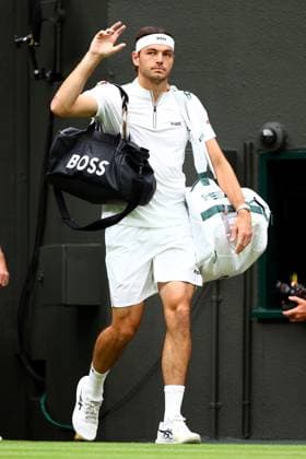 Taylor Fritz walking onto court ahead of his fourth round match Wimbledon Tennis Championships, Day 7, The All England Lawn Tennis and Croquet Club, London, UK - 06 Jul 2025London The All England Lawn Tennis and United Kingdom  Copyright: xJamesxMarsh Shutterstockx 15387062e