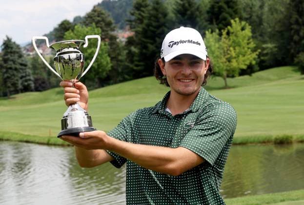 GOLF - Interwetten Open HAUS,AUSTRIA,06.JUL.25 - GOLF - Interwetten Open, HotelPlanner Tour, Golfclub Schladming. Image shows Maximilian Steinlechner (AUT). keywords: trophy.  GEPAxpictures xHansxOberlaender