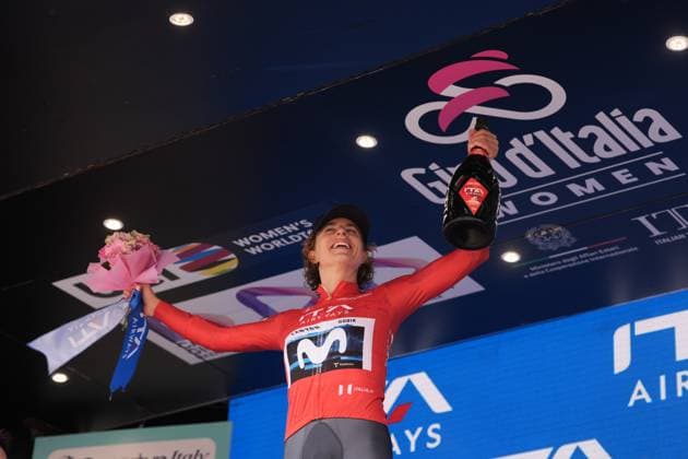 Red Jersey , Marlen Reusser (Movistar Team) during the 1st stage of the Giro d™Italia Women, Tudor ITT from Bergamo to Bergamo, Italy Sunday, July 06, 2025. - cycling .  Copyright: xMassimoxPaolone Lapressex
